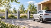 Bensinstasjon og ladestasjon – Petrol and charging station